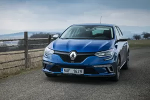 Test: Renault Megane GT Energy TCe 205 EDC – štěká, ale nekouše