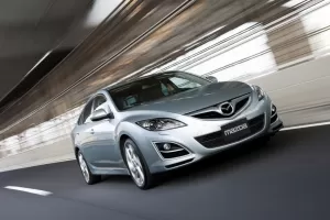 Mazda 6 nejlevnějším vozem střední třídy?