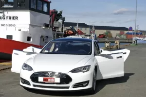 Tesla Model S P85 – Budoucnost!