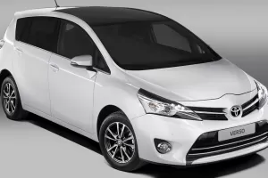 Toyota Verso: facelift ve stylu sourozenců