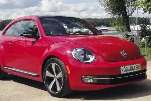 Volkswagen Beetle 2011 - Brouci jedou