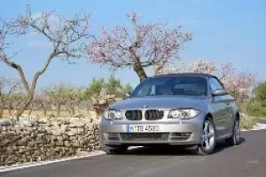 BMW 1 Cabrio - S plátěnou střechou