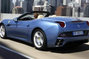 Ferrari California: silnější motor a nižší hmotnost