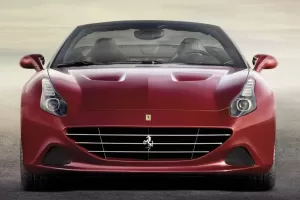 Ferrari California T s motorem Maserati