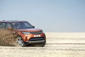 LAND ROVER DISCOVERY (L462) – Off-roadová elegance