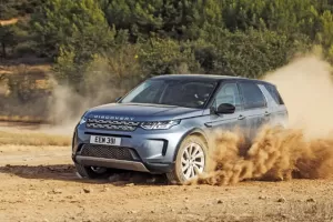 Land Rover Discovery Sport 2020 – důraz na neviditelné