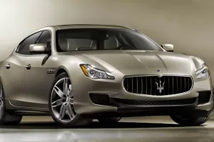 Maserati Quattroporte VI: jen s turbomotory