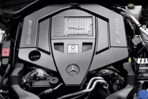 Mercedes SLK 55 AMG zůstane u atmosféricky plněného motoru