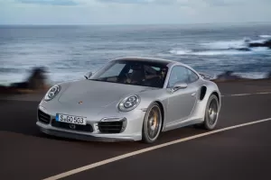 Nové Porsche 911 Turbo – Šírka a rychlost