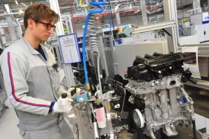PSA Peugeot Citroën: výroba nového tříválce zahájena