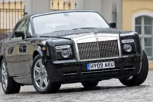 Rolls-Royce Phantom Coupé - O patro výš