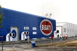 Bugatti 1909-2009 - Pur Sang?
