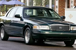 Ford Crown Victoria (1992) – Poslední Mohykán