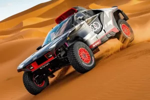 Audi RS Q e-tron – S hybridem do pouště