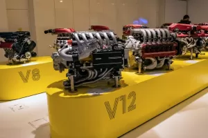 Muzea Ferrari Modena/Maranello – Inženýrské mistrovství jménem V12