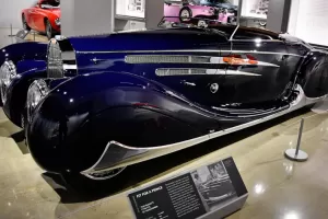 Petersen Automotive Museum – Nejen Hollywood
