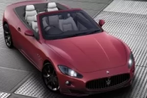 Maserati GranCabrio v novém provedení Sport