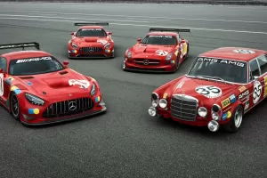 Mercedes-AMG slaví úspěch Rudé svině. Trojice speciálů však závodit nebude