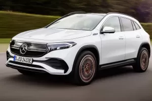 Nový Mercedes-Benz EQA dorazil do ČR. Elektrický crossover přijde na 1,3 milionu