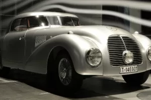 Mercedes veze na výstavu Techno Classica 11 aut své sportovní historie