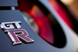 Nissan GT-R Nismo má zrychlit z 0 na 96 km/h za těžko uvěřitelné 2 s