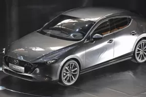 Nová Mazda 3 2018: Cena, výbava, pakety, motory