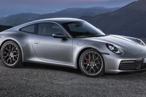 Nové Porsche 911: Carrera S má 450 koní, zvládne až 308 km/h