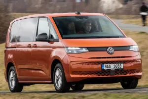 Nový Volkswagen Multivan v Česku poprvé koupíte pod milion. Velké slevy se týkají všech motorů
