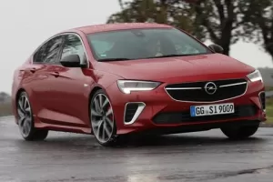 Opel Insignia GSi 2.0 Turbo AWD 2020: Nejlepší Opel současnosti. A za málo