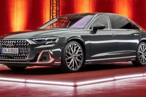Audi A8 prošlo modernizací: Nabízí více možností, vrcholu S8 zůstává 571 koní