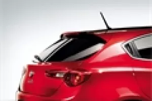 Alfa Romeo Giulietta: italská kráska nyní i v červené (nové foto)