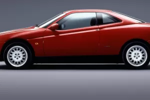 Alfa Romeo GTV se možná opravdu vrátí. Ale už ne taková, jakou si ji pamatujeme