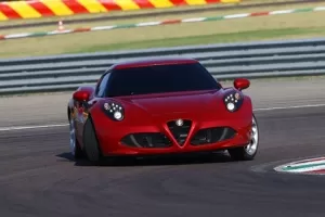 Alfa Romeo končí výrobu 4C kupé. Spider však pokračuje dál