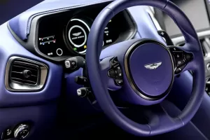 Galerie - Aston Martin DB11 dostal nový motor. Dvanáctiválec nyní doplní V8 od AMG â€“ AutoRevue.cz