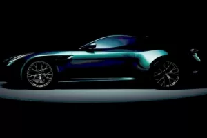 Aston Martin odhalil nástupce DB11. Má být revolucí sportovních GT, zesvětlení obrázků mnohé napovědělo
