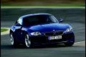 BMW Z4 M Coupé: brutální výkon v malém sporťáku