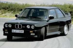BMW M3 E30 (1985-1991): Nejslavnější cestovní auto všech dob - 3. kapitola
