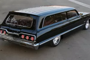 Chevy Impala s výkonem 600 koní prošel ohromnou proměnou. Stavba trvala 9 let
