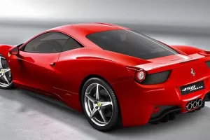 Ferrari 458 Italia: svolávací akce má zabránit zničení motoru