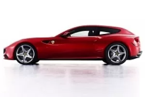 Ferrari FF: „kombi” s pohonem 4x4 odhaleno