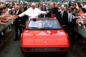 Ferrari za cenu Škody Superb je pro ty, kteří nepospíchají. Proč ale Mondial nemohou ferraristé vystát?