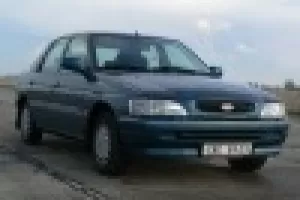 Ford Escort 1,6: pohledný klasik (test)