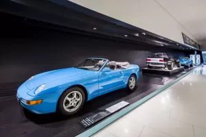 Galerie - Galerie: Muzeum Porsche oslavuje 40 let koncepce transaxle - AutoRevue.cz