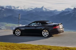 Jaguar XKR-S: první jízdní dojmy