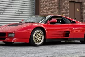 Kupte si jedinečný prototyp Ferrari Enzo