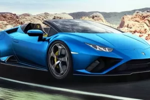 Lamborghini Huracán EVO RWD přijíždí jako Spyder. S plátnem zvládne 324 km/h