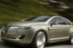 Lincoln MKT: luxusní spása Fordu?
