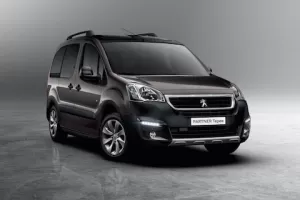 Peugeot Partner a Tepee dostaly dotykový displej a úspornější motory