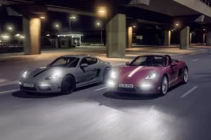 Porsche nabízí pro Boxster a Cayman nový růžový odstín. Nadchne holky i vyznavače klasik