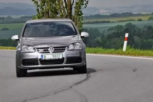 Retro test: Volkswagen Golf R32 – charakter nikdy nenahradíš